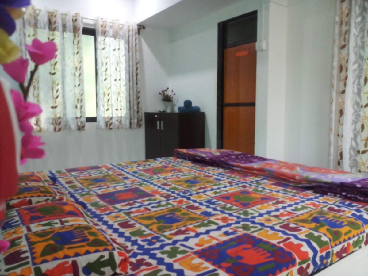 Anandi Villa Homestay Adhi Exterior photo