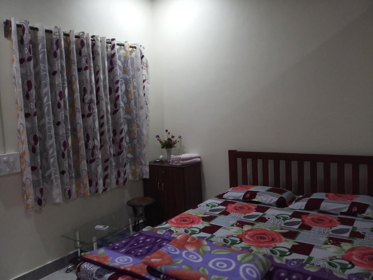 Anandi Villa Homestay Adhi Exterior photo
