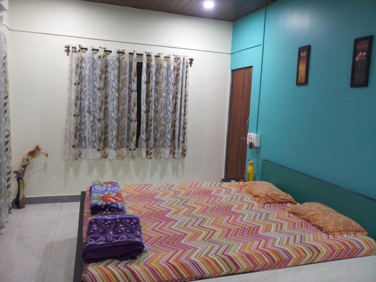Anandi Villa Homestay Adhi Exterior photo