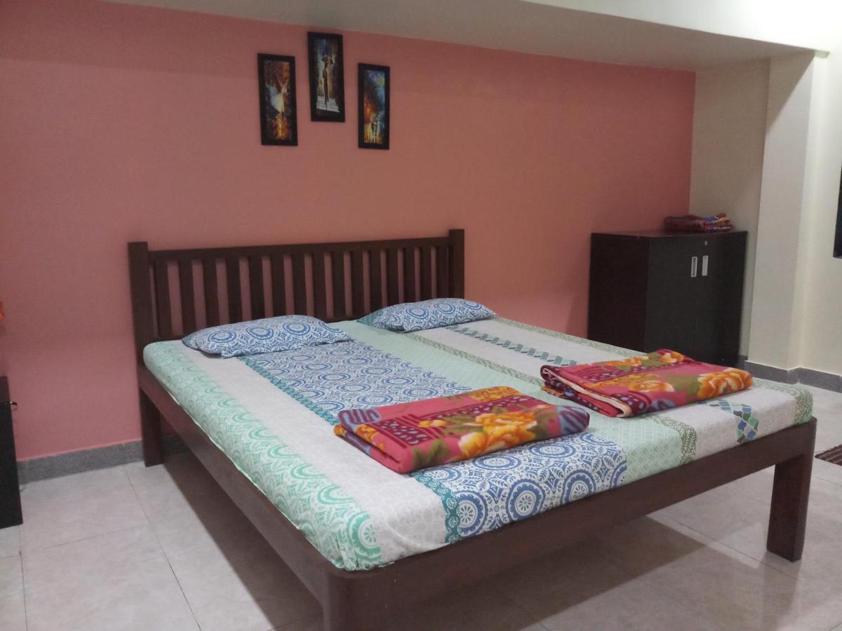 Anandi Villa Homestay Adhi Exterior photo